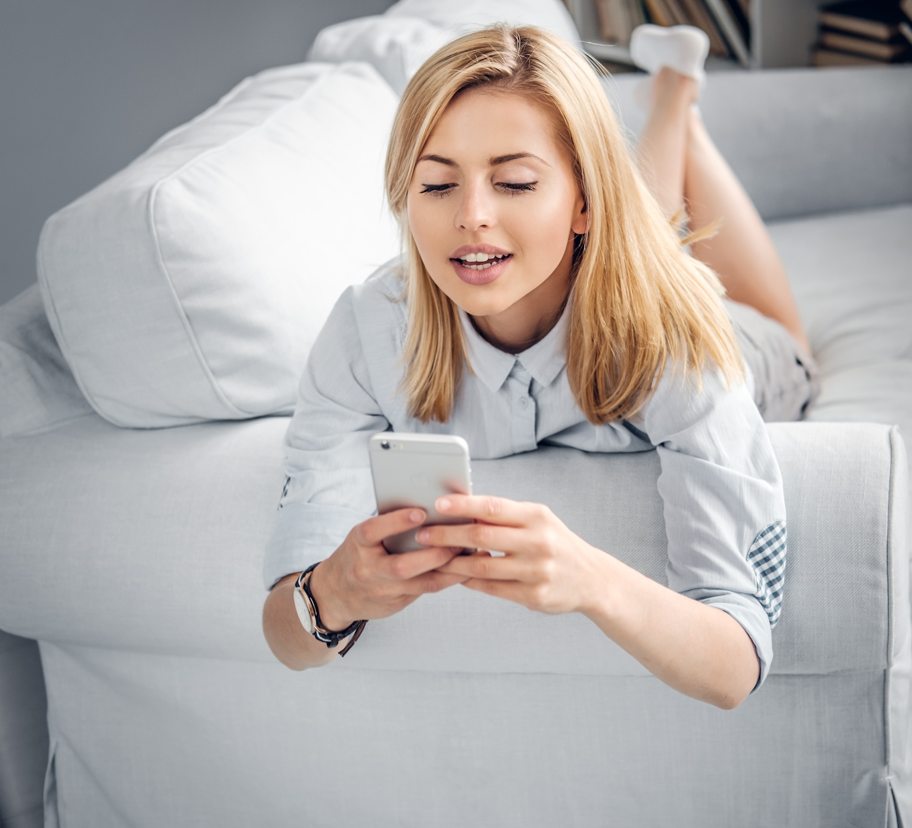 Growing-chatting-company-available