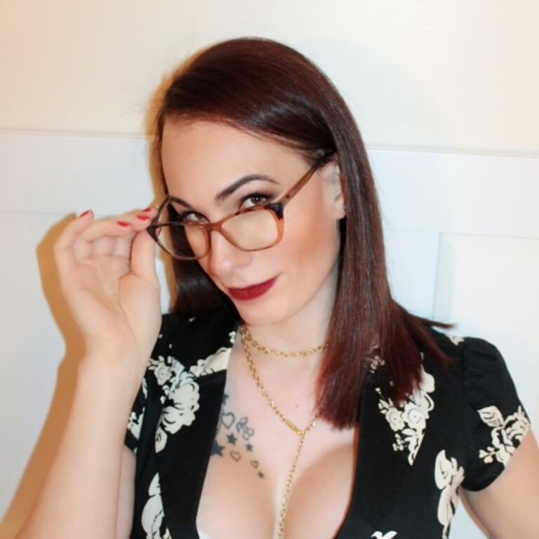 Adult Site Broker Talk Episode 94 With Julia Epiphany